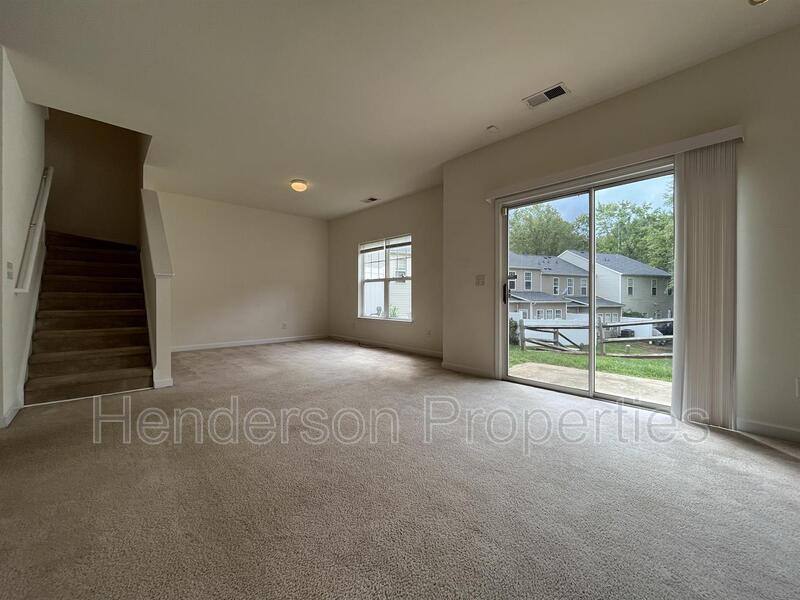 Townhouse for rent at 5538 Santeelah Court, Charlotte, NC 28217