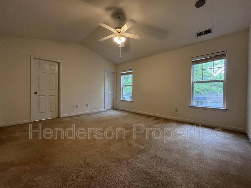 Townhouse for rent at 5538 Santeelah Court, Charlotte, NC 28217