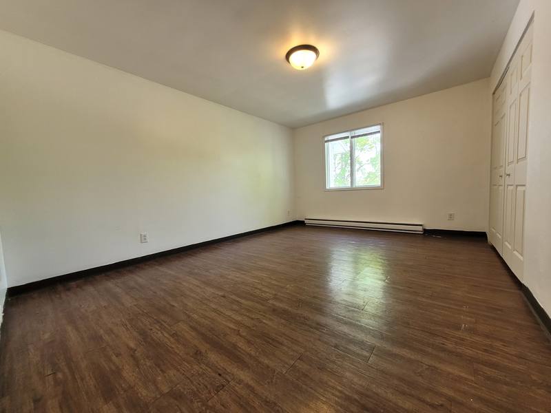 Apartment for rent at 1113 Geneva Rd #2, Menasha, WI 54952