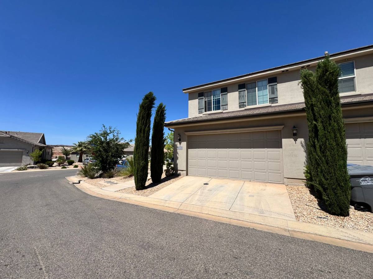 Townhouse for rent at 3657 S Sochi Lane, Saint George, UT 84790