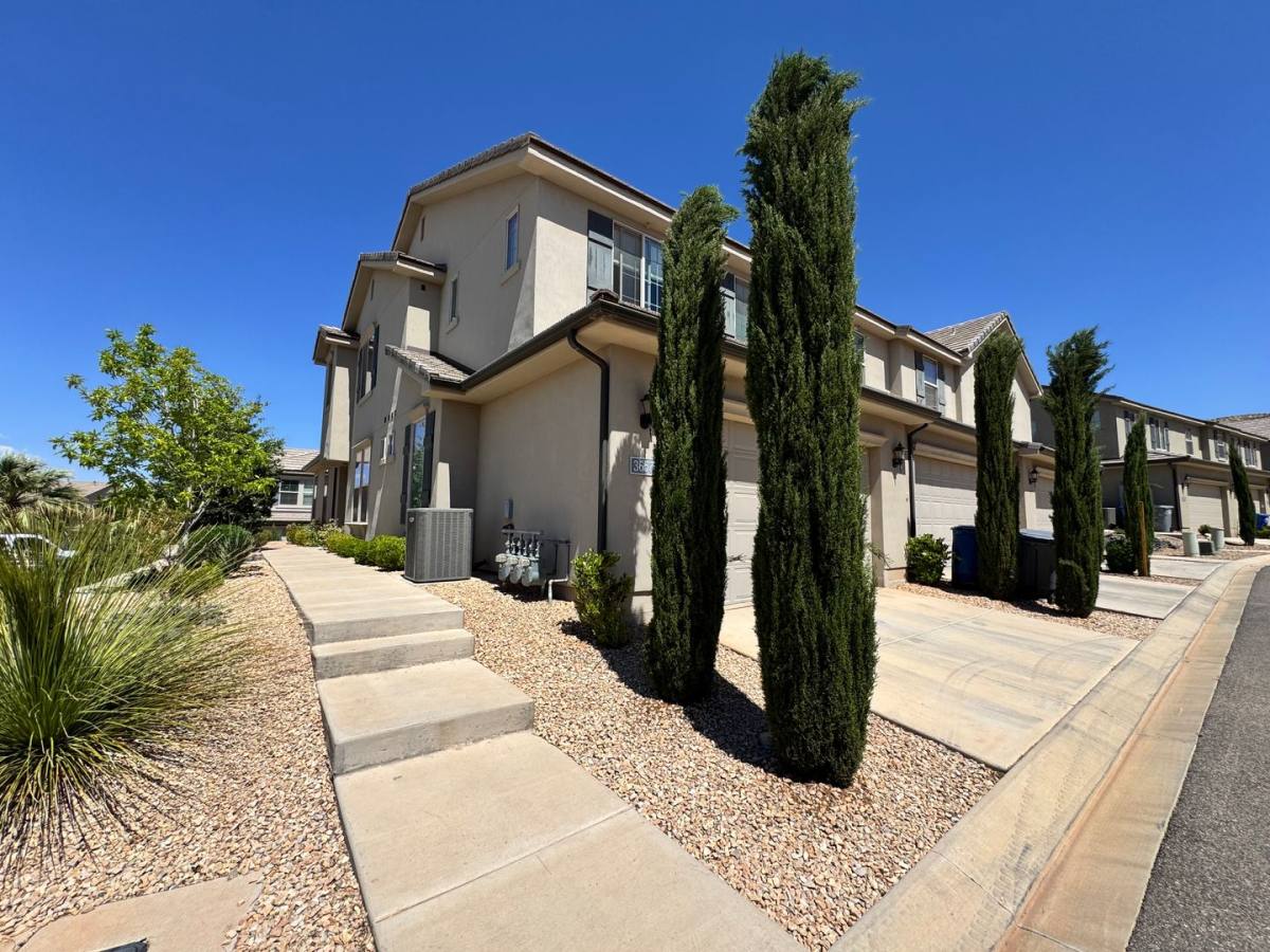 Townhouse for rent at 3657 S Sochi Lane, Saint George, UT 84790