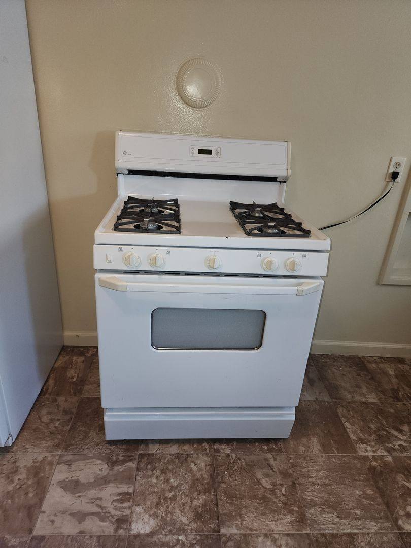 House for rent at 1605 St Clair, Escalon, CA 95320