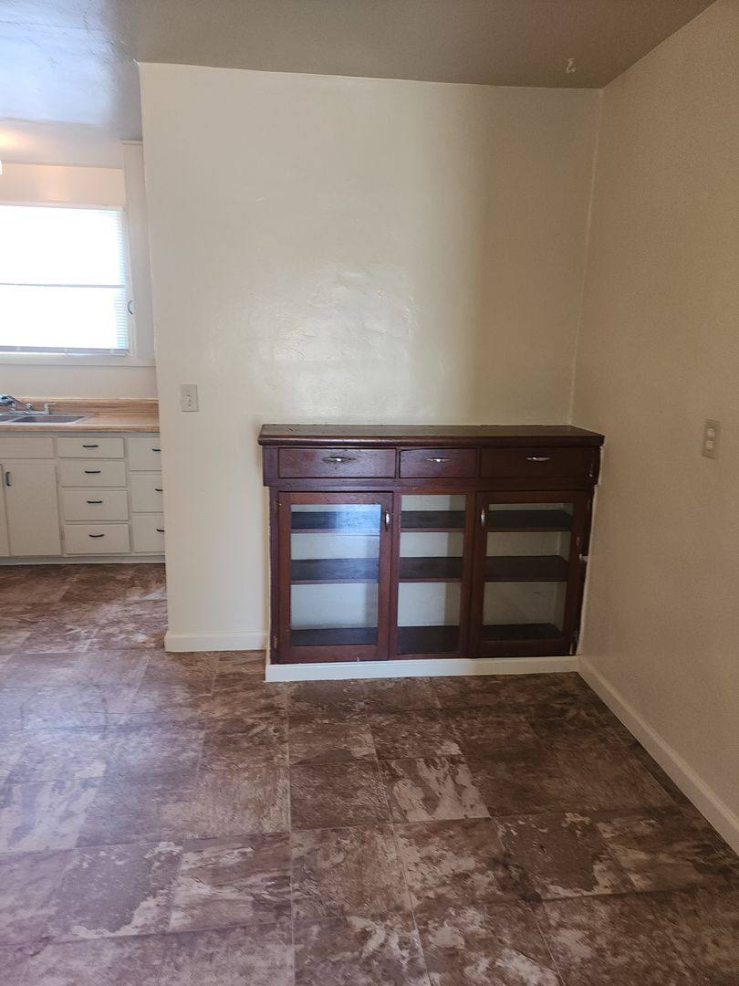 House for rent at 1605 St Clair, Escalon, CA 95320