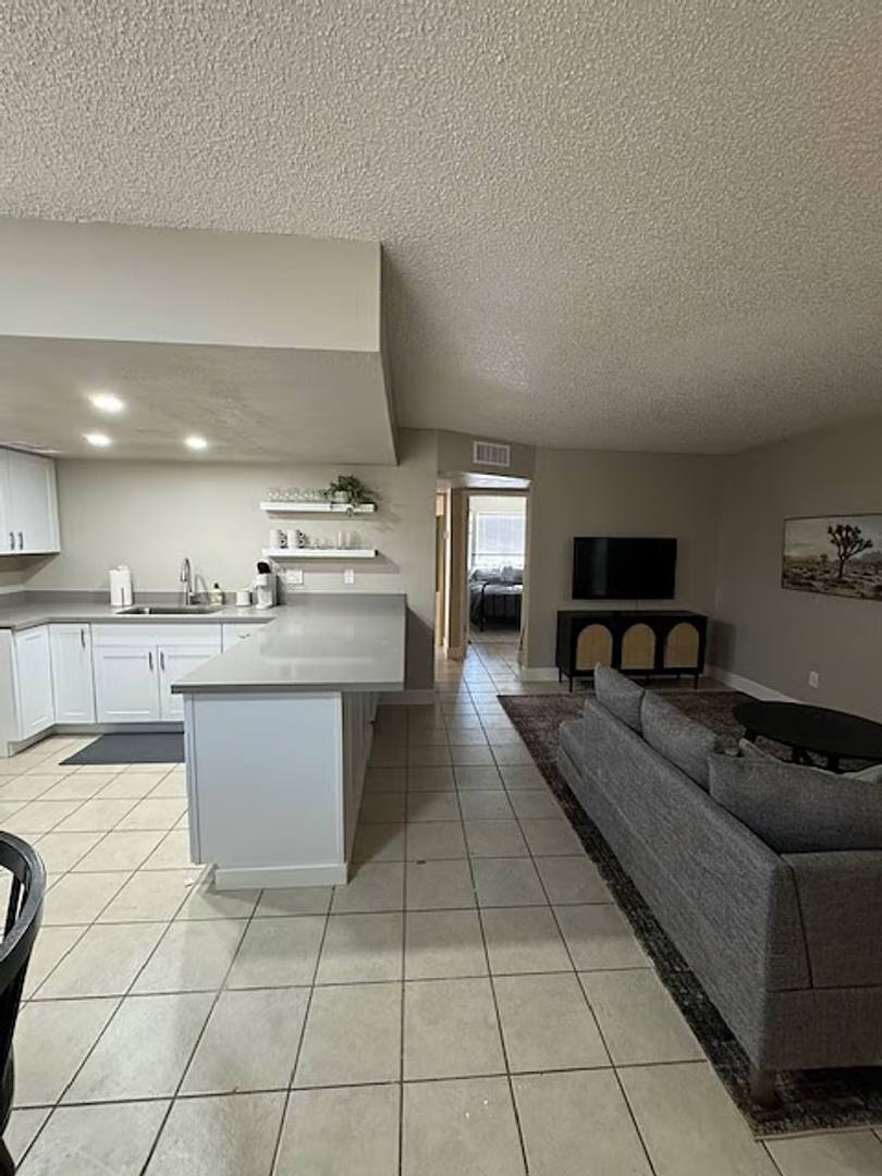 Apartment for rent at 323 E Purdue Ave, Phoenix, AZ 85020