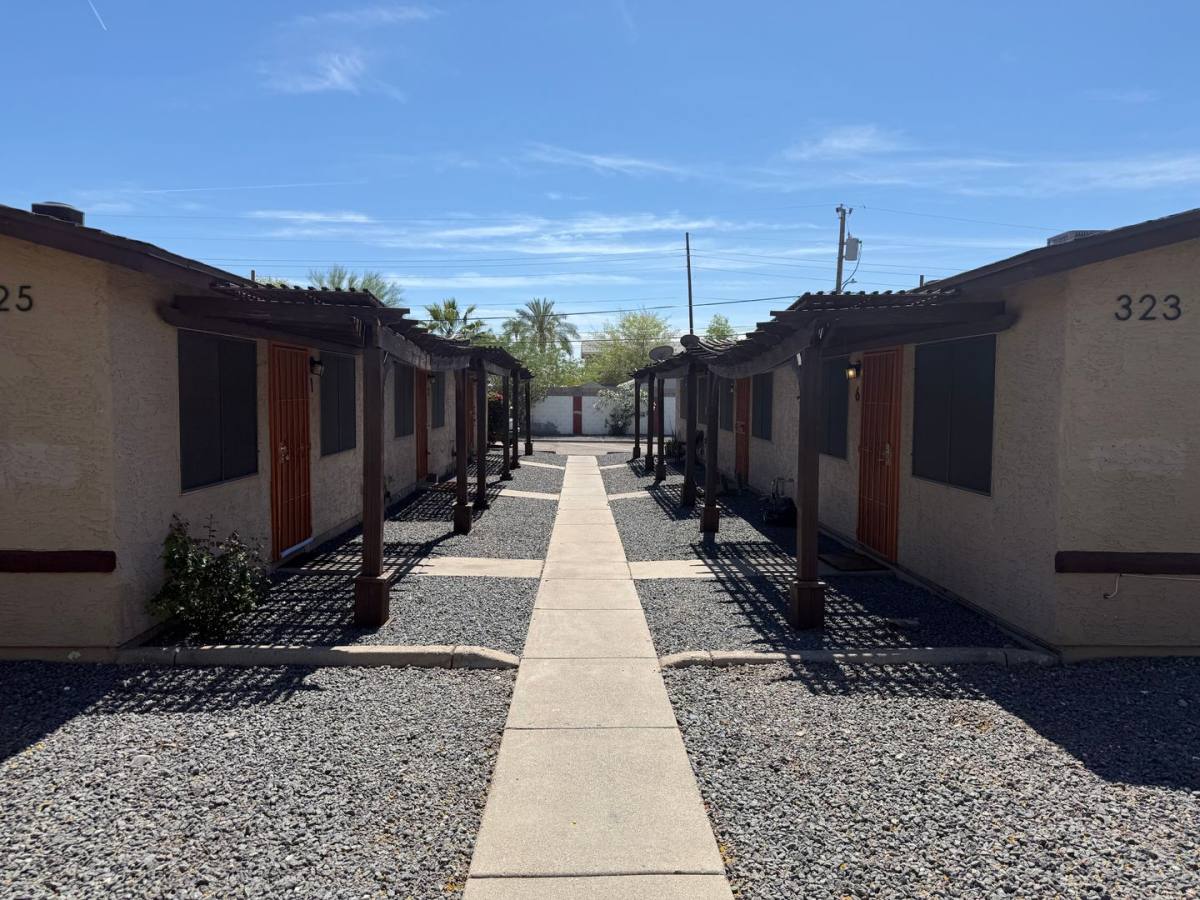 Apartment for rent at 323 E Purdue Ave, Phoenix, AZ 85020