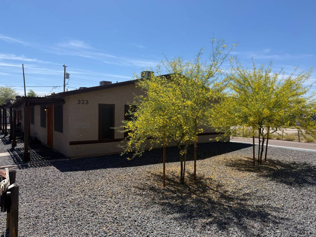 Apartment for rent at 323 E Purdue Ave, Phoenix, AZ 85020