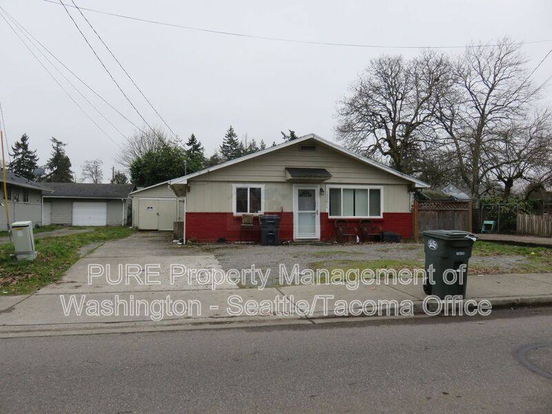 House for rent at 15301 Portland Ave SW #A, Lakewood, WA 98498