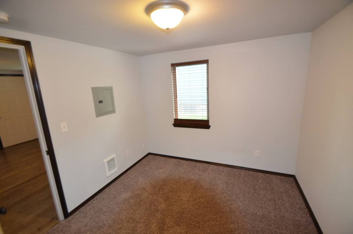 Apartment for rent at 1510 Snyder Ave, Bremerton, WA 98312