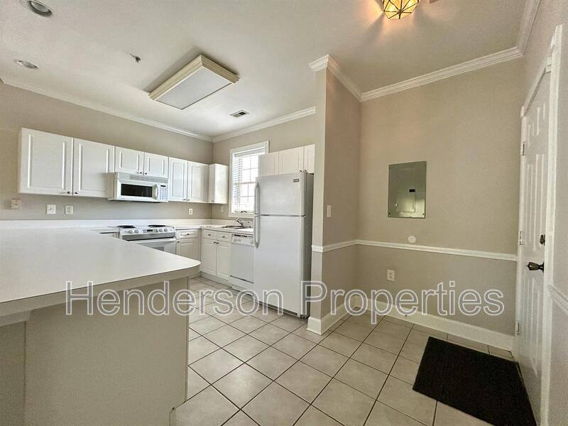 Apartment for rent at 9179 Meadow Vista Rd, Charlotte, NC 28213