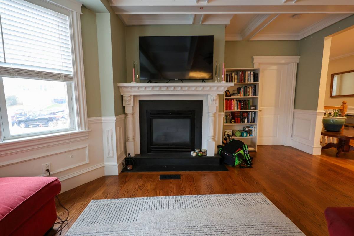 Apartment for rent at 127 Nonantum St #11, Brighton, MA 02135