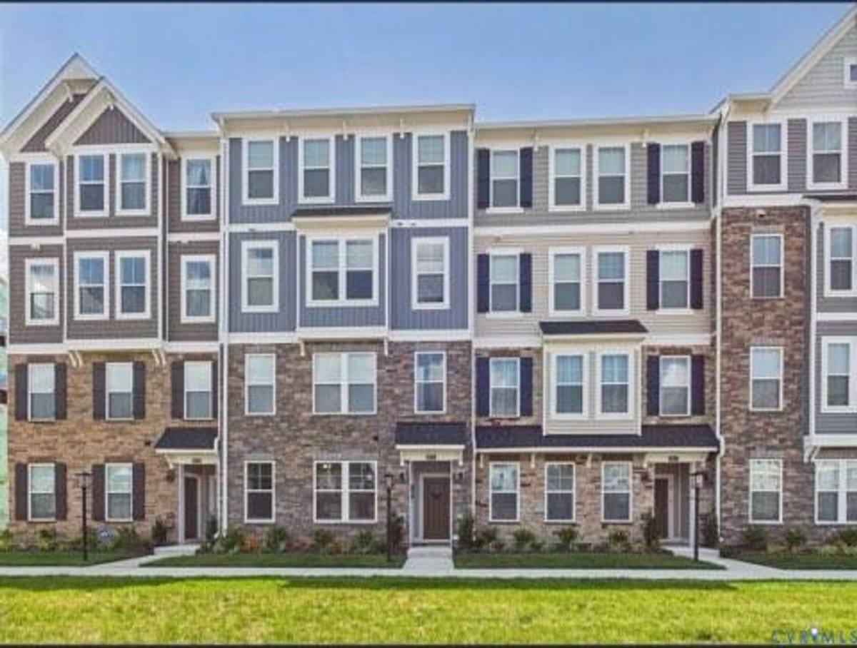 Townhouse for rent at 642 Brookwood Glen Terrace, Glen Allen, VA 23060