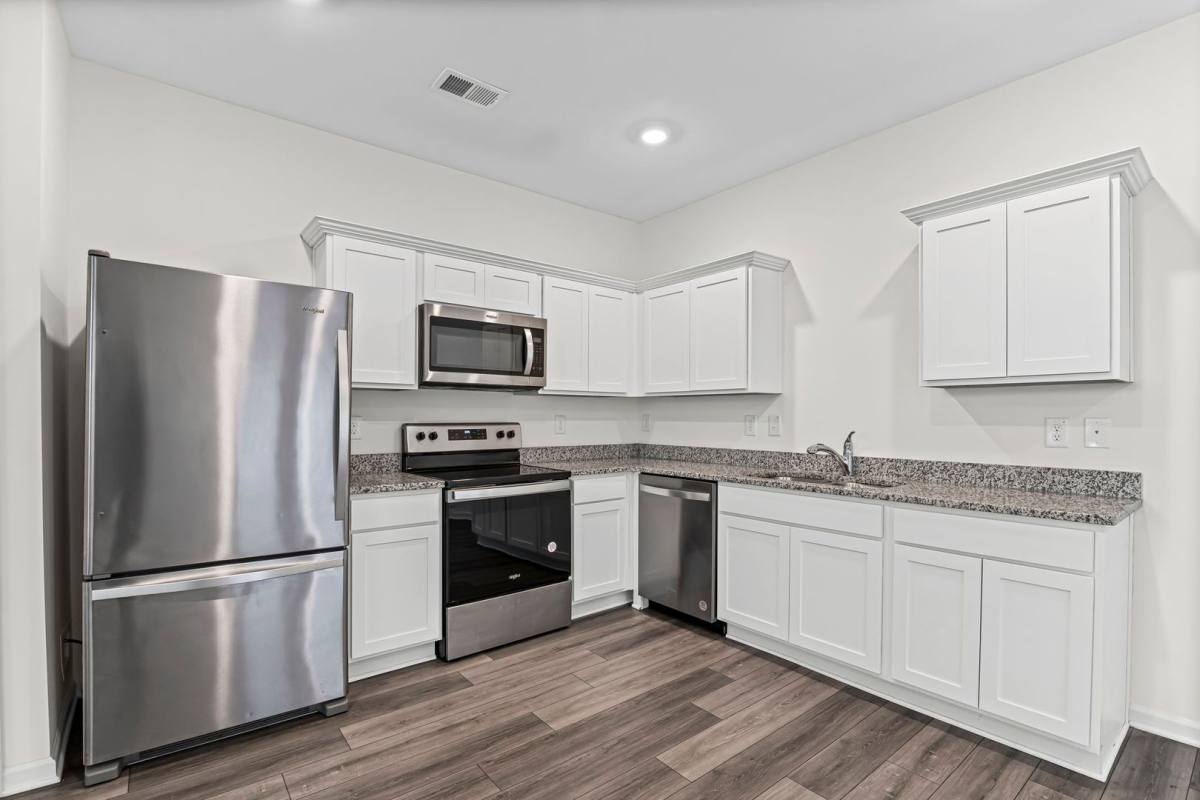 Townhouse for rent at 1012 Paddington Dr, Cartersville, GA 30120
