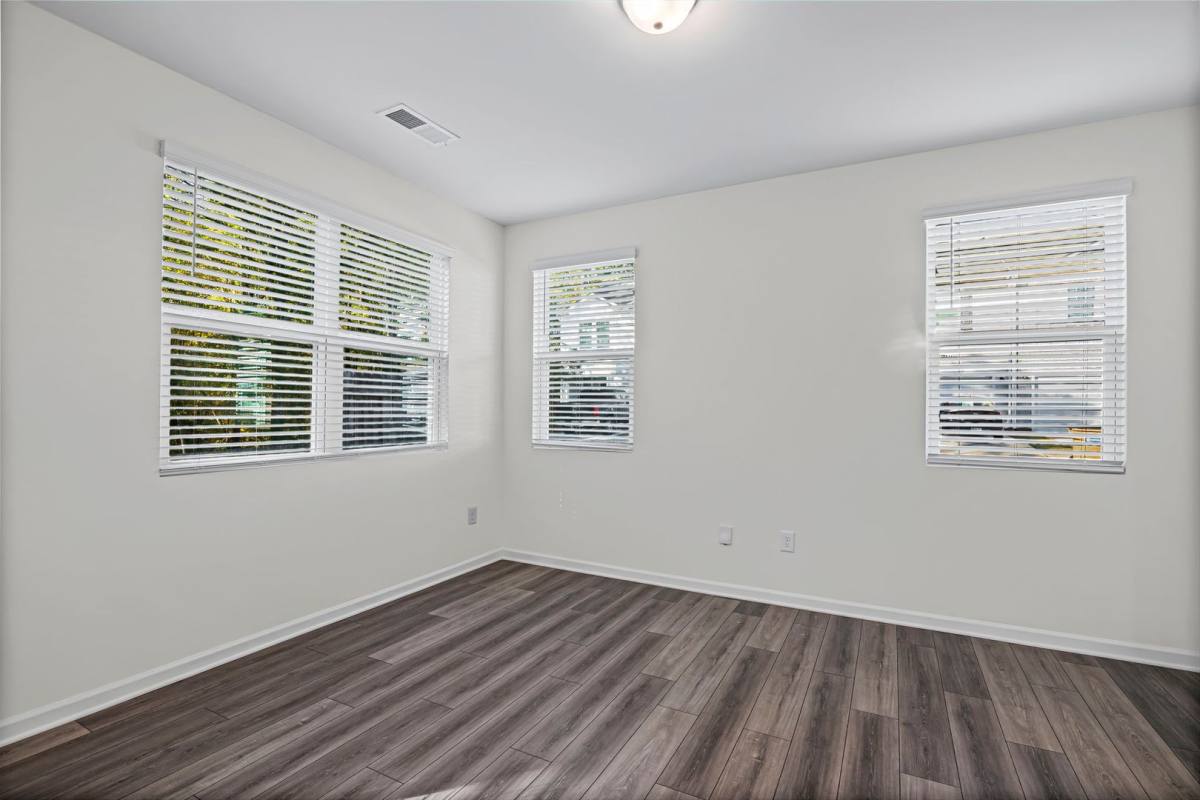 Townhouse for rent at 1012 Paddington Dr, Cartersville, GA 30120