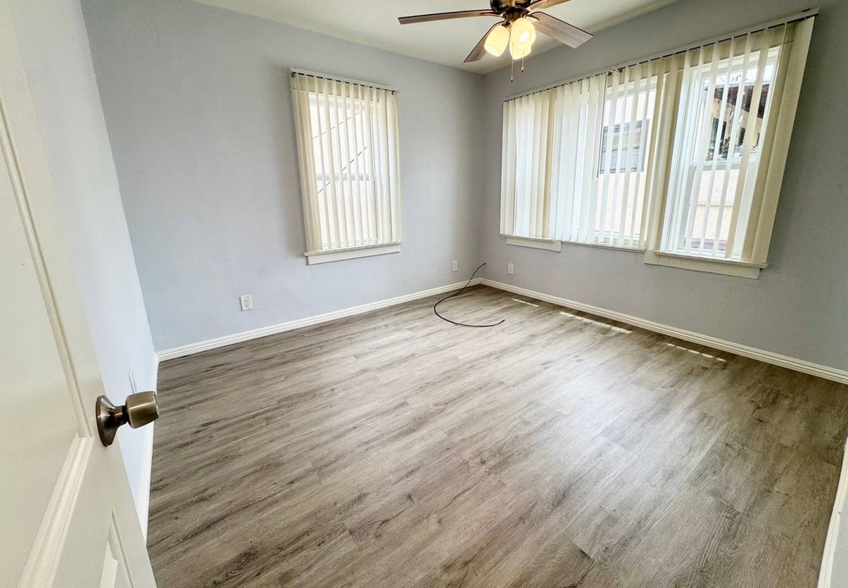 Apartment for rent at 3512-20 2nd St, Long Beach, CA 90803