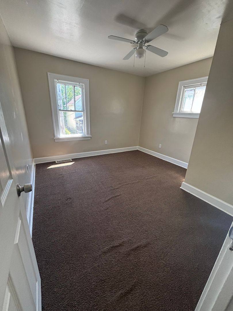 House for rent at 930 E 131st St, Cleveland, OH 44108