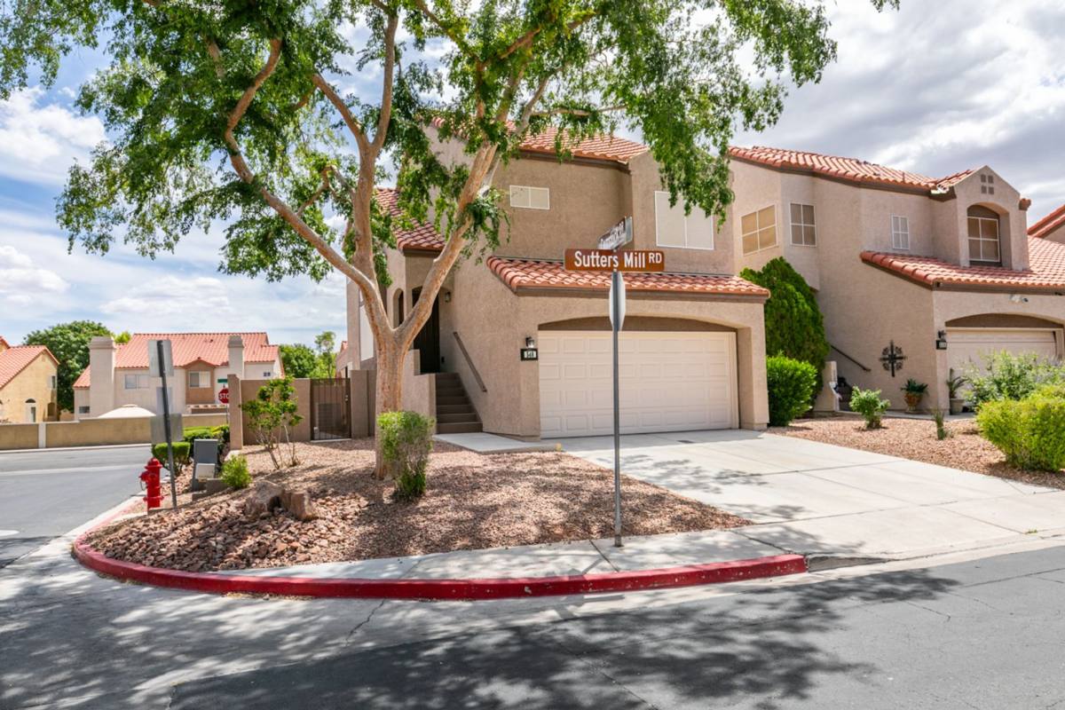 House for rent at 540 Sutters Mill Rd, Henderson, NV 89014