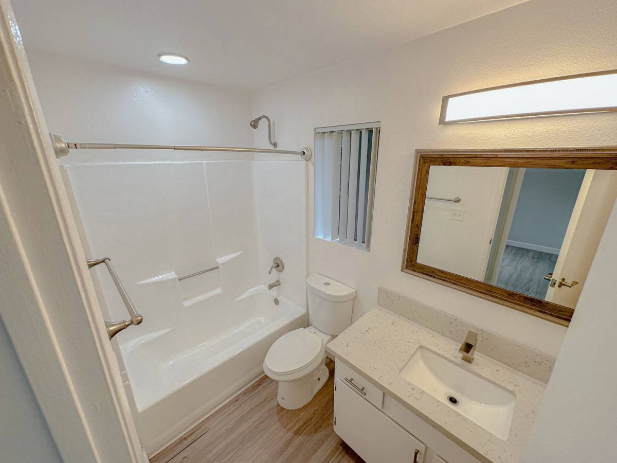 Apartment for rent at 4236 W 129th St, Hawthorne, CA 90250