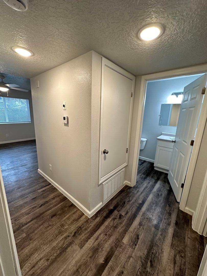 Apartment for rent at 250 Village Dr, Los Lunas, NM 87031