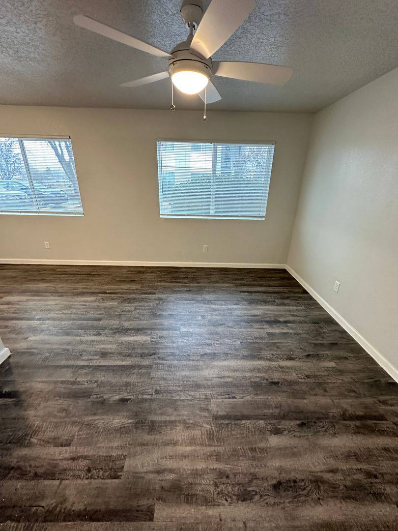 Apartment for rent at 250 Village Dr, Los Lunas, NM 87031