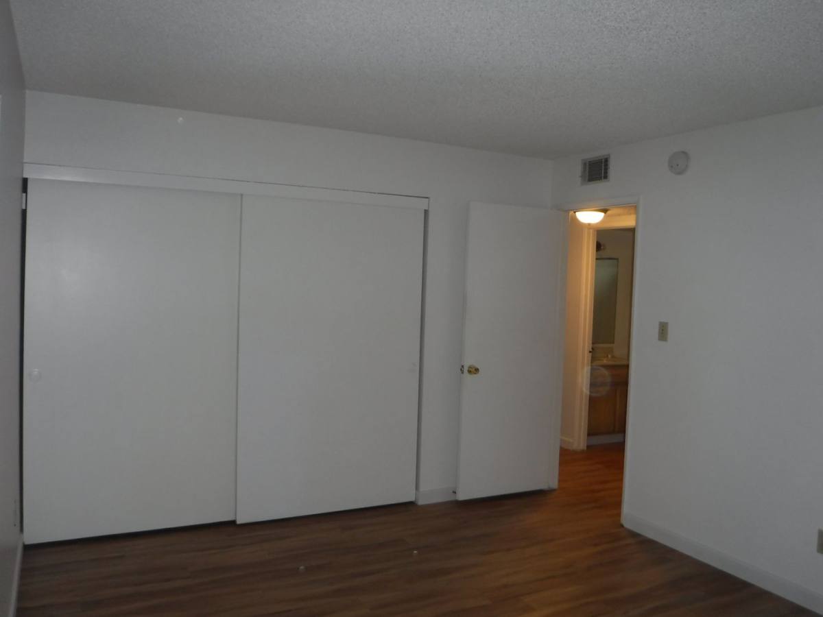 Apartment for rent at 4461 Valeta St, San Diego, CA 92107