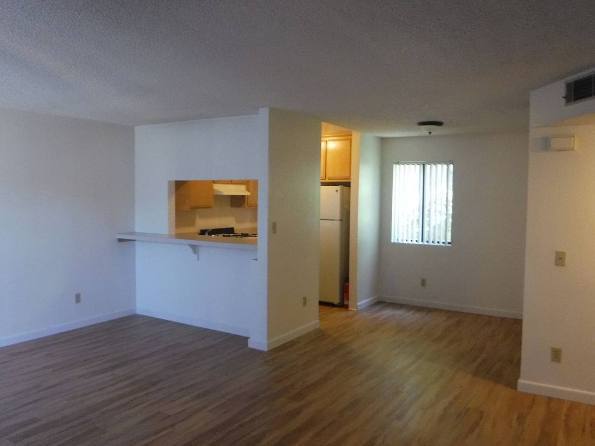 Apartment for rent at 4461 Valeta St, San Diego, CA 92107