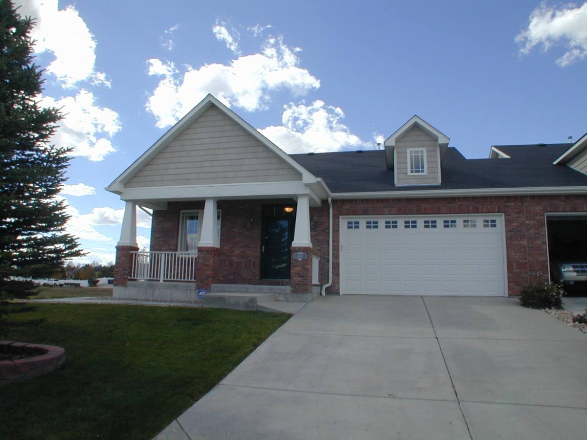 House for rent at 400 Sterling Dr, Cheyenne, WY 82009