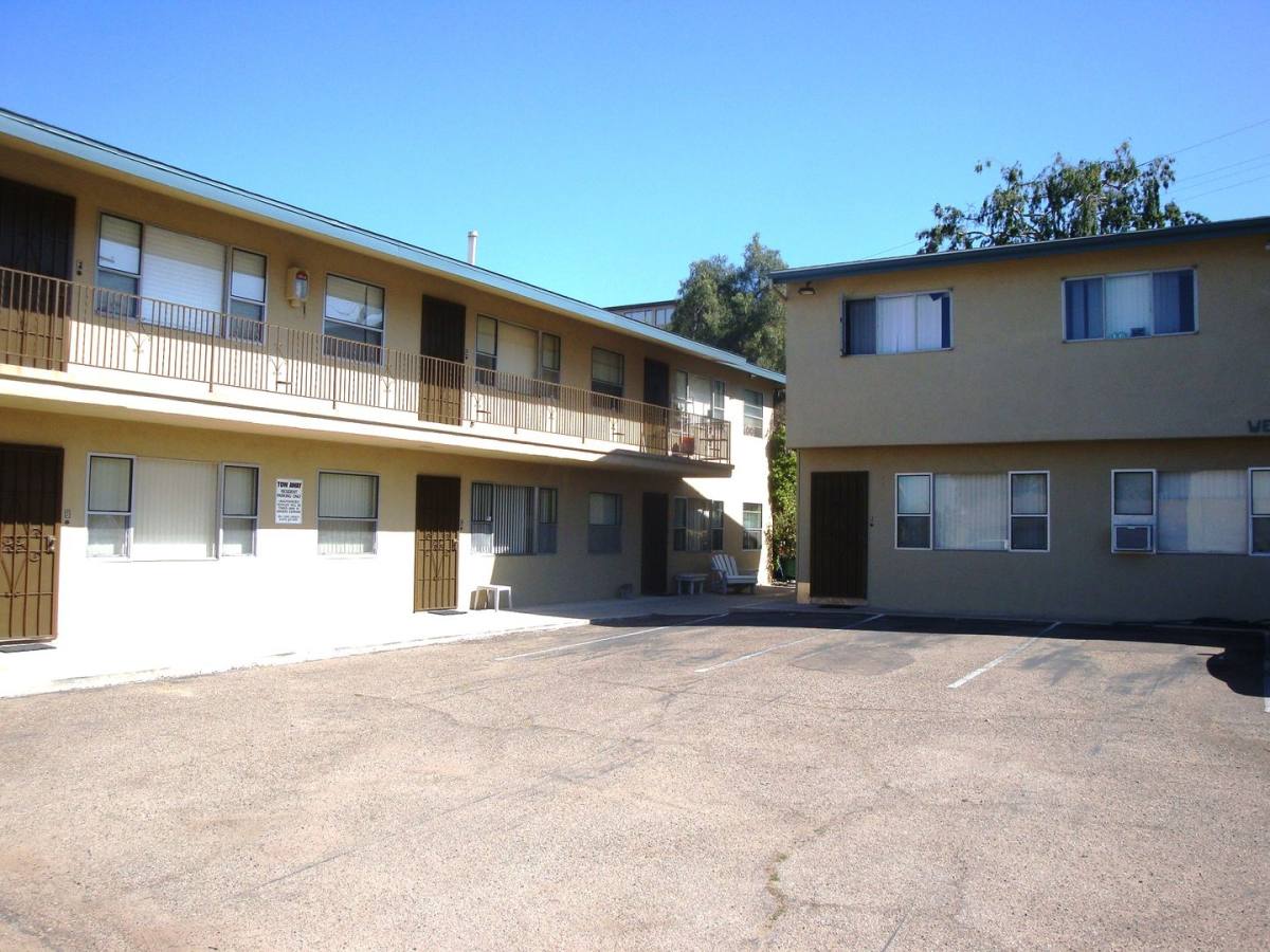 Apartment for rent at 1002 W Palm St, San Diego, CA 92103