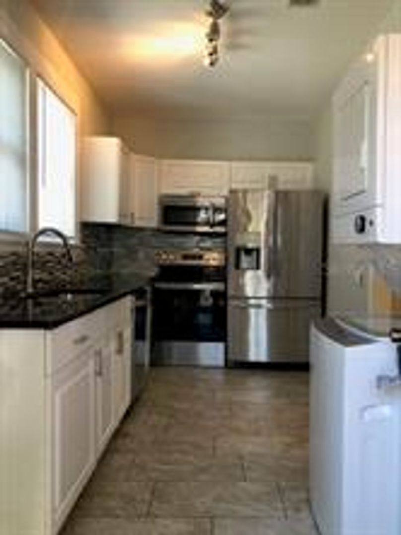 House for rent at 308 E 13th St, Sanford, FL 32771