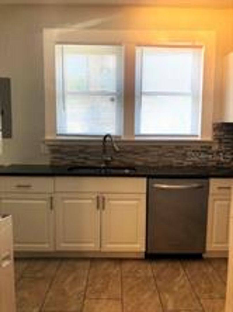 House for rent at 308 E 13th St, Sanford, FL 32771