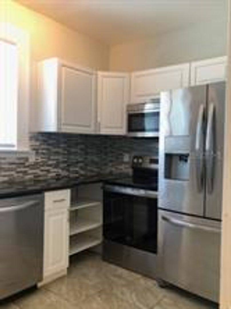 House for rent at 308 E 13th St, Sanford, FL 32771