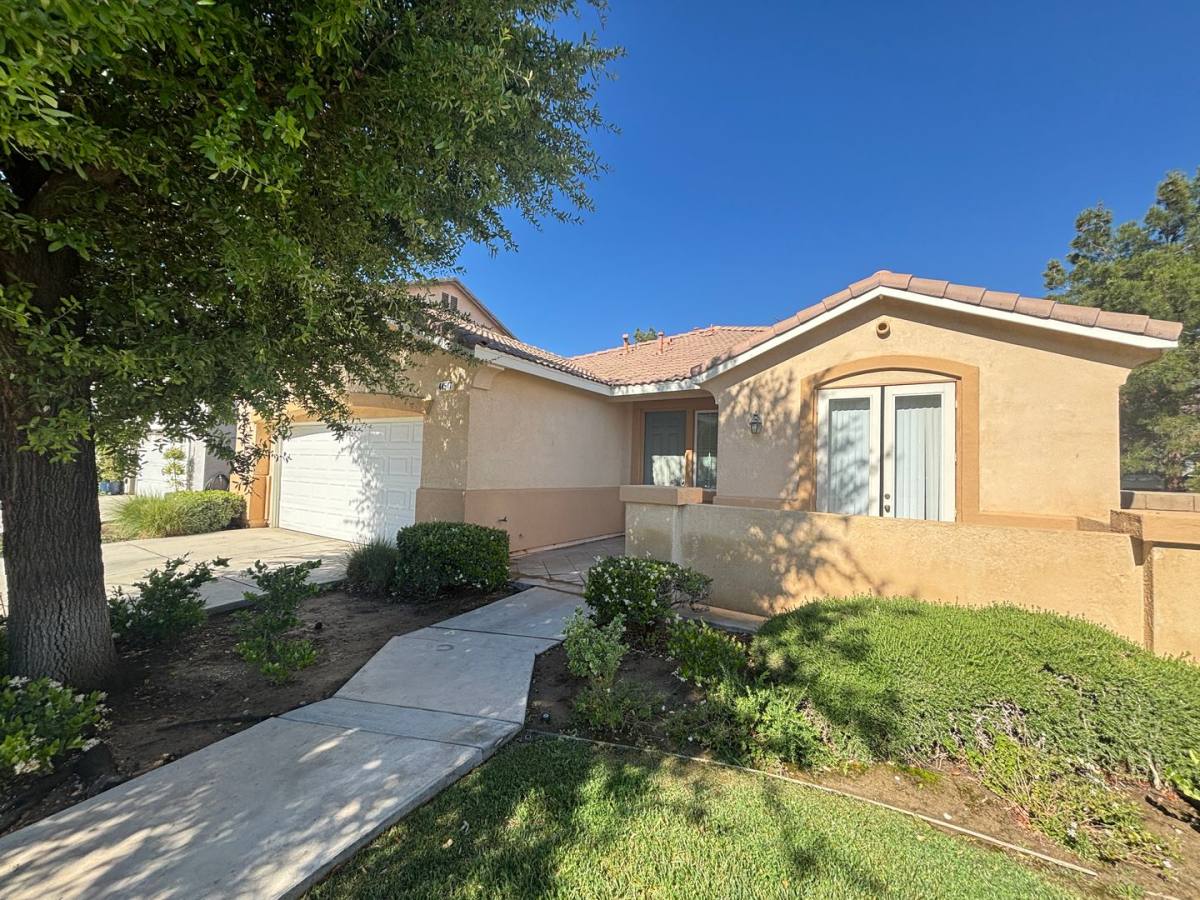 House for rent at 44547 17th St W, Lancaster, CA 93534