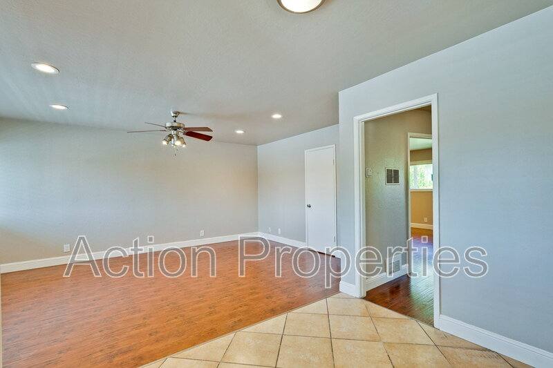 Apartment for rent at 4545 Moorpark Ave #2, San Jose, CA 95129