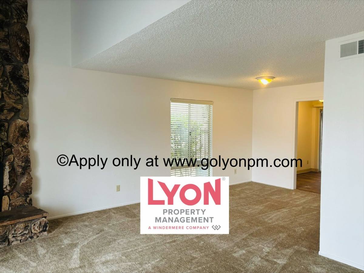 Apartment for rent at 6215 Riverside Blvd, Sacramento, CA 95831