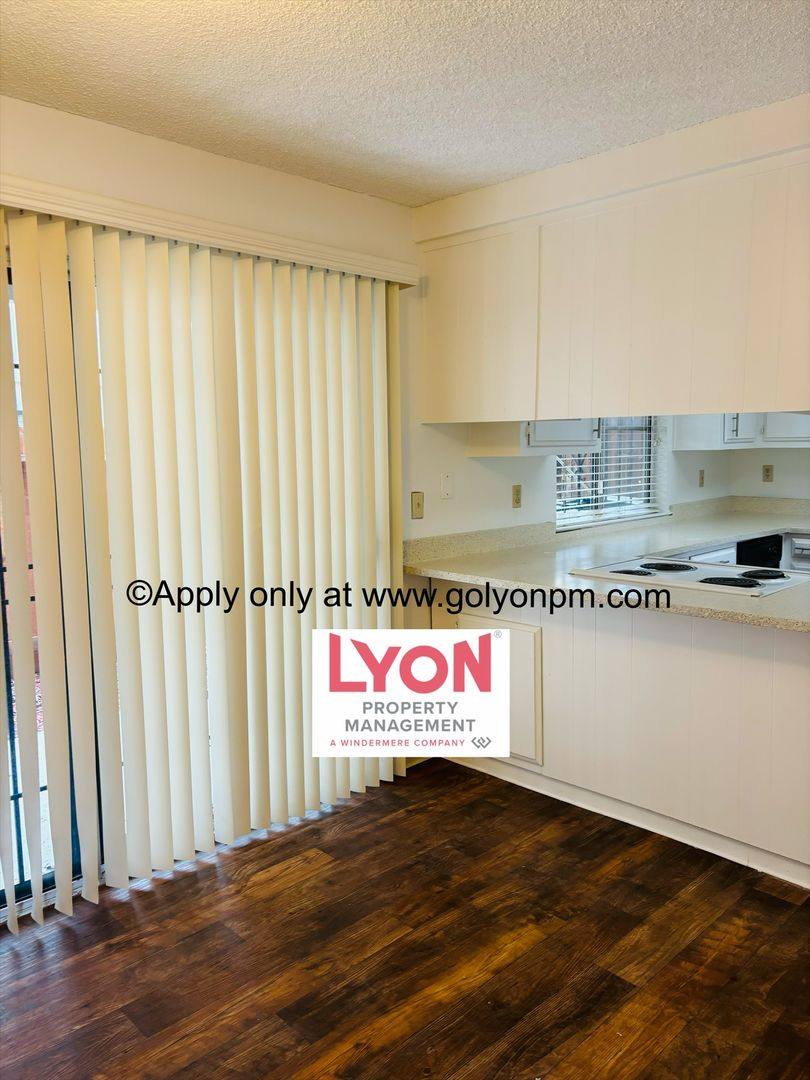 Apartment for rent at 6215 Riverside Blvd, Sacramento, CA 95831