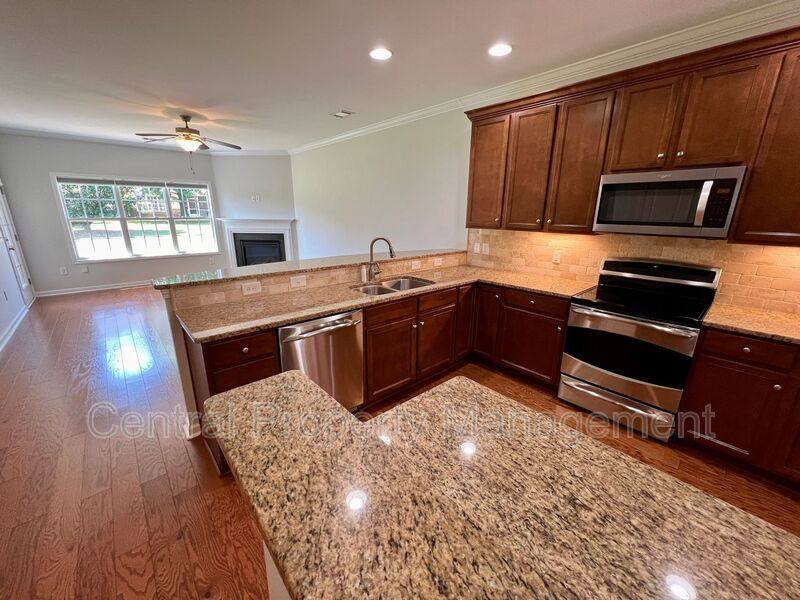 Townhouse for rent at 53 Barnwood Circle, Greenville, SC 29607