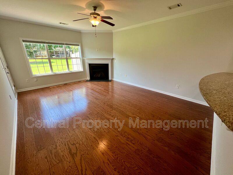 Townhouse for rent at 53 Barnwood Circle, Greenville, SC 29607