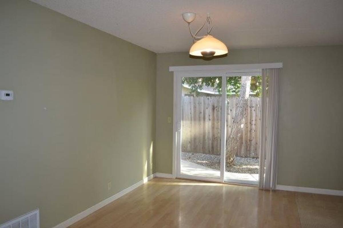 Apartment for rent at 537 539 Scripps Dr, Davis, CA 95616