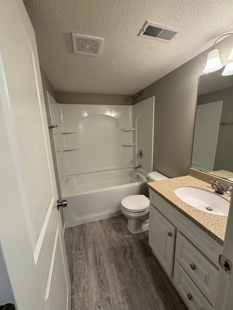 House for rent at 1059 N 170th Ave, Omaha, NE 68118