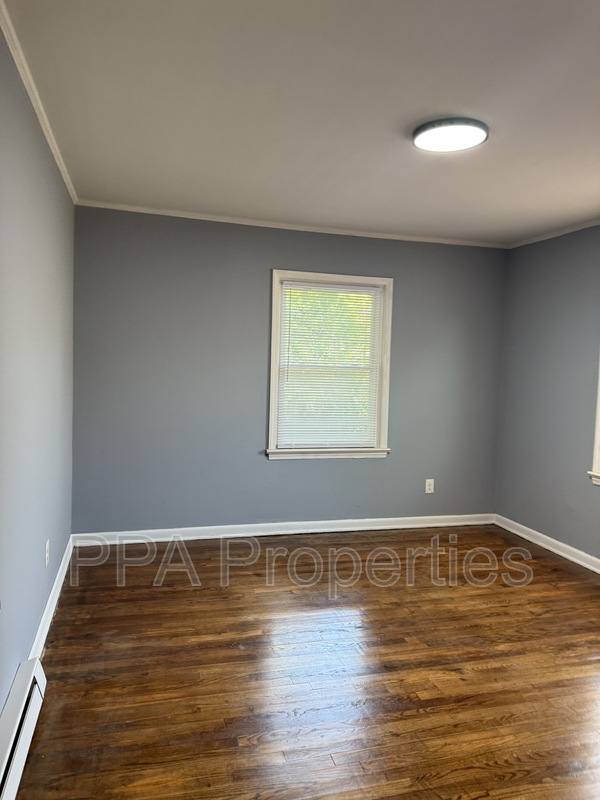 Apartment for rent at 221 Willow Ave, Burlington, NC 27217
