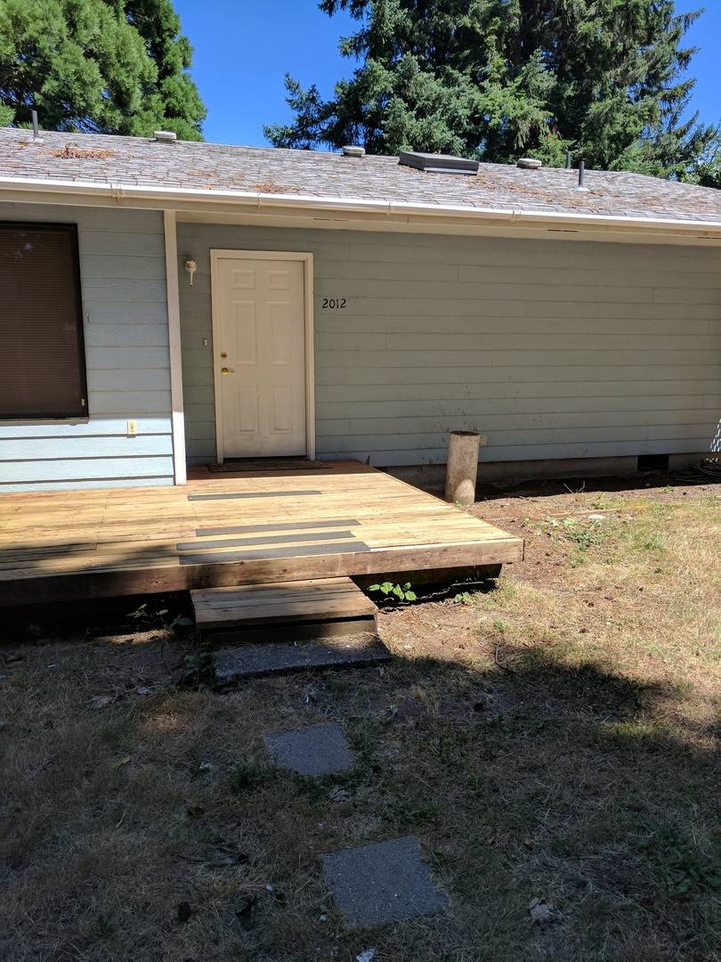 Apartment for rent at 2012 & 2014 Empire Park Dr, Eugene, OR 97402