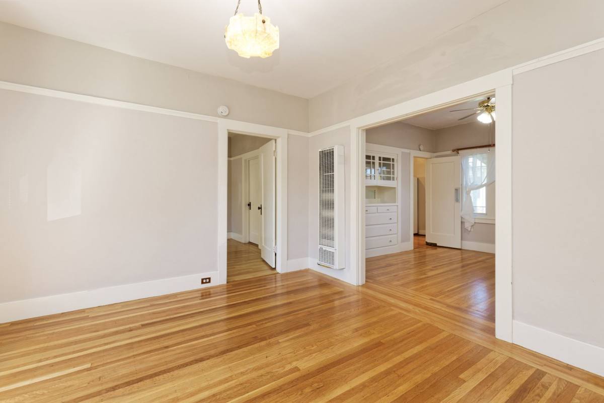 Apartment for rent at 6366 Racine St, Oakland, CA 94609