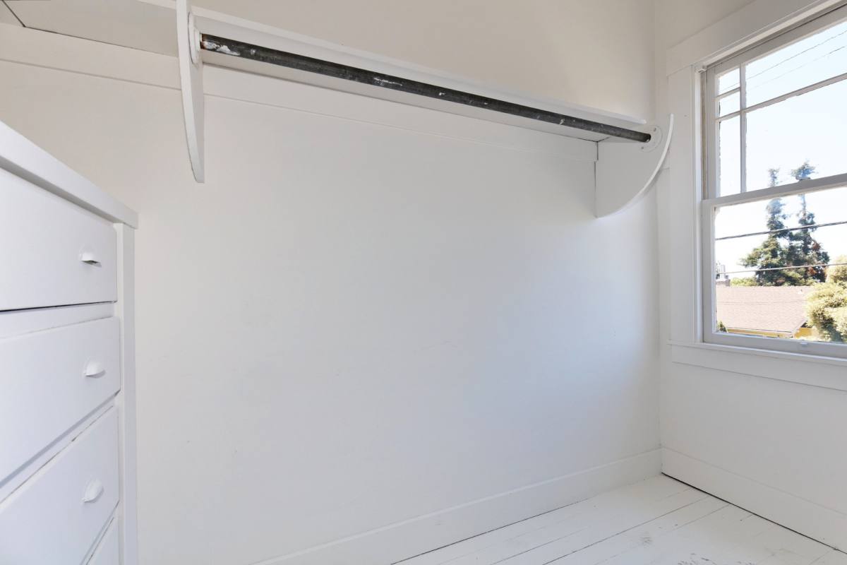 Apartment for rent at 6366 Racine St, Oakland, CA 94609