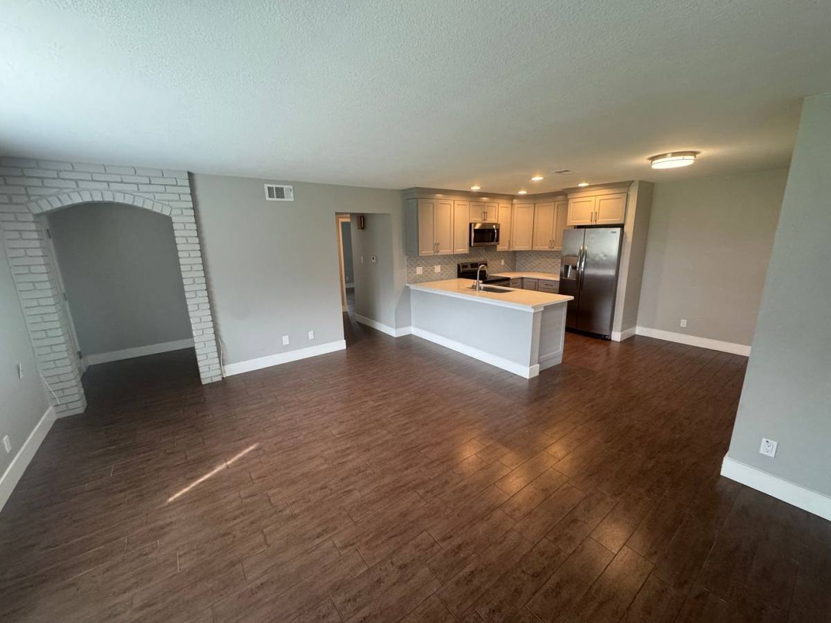 Apartment for rent at 5619 42nd St, Sacramento, CA 95824
