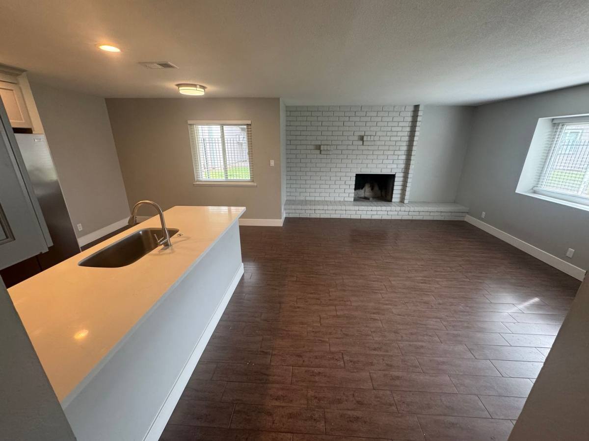Apartment for rent at 5619 42nd St, Sacramento, CA 95824