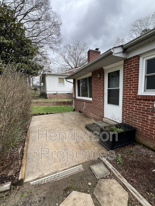 House for rent at 1506 Seigle Ave, Gastonia, NC 28054