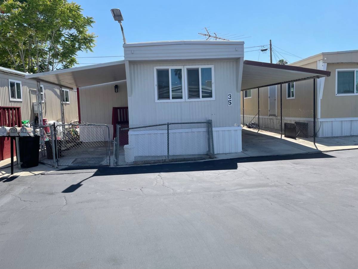 Apartment for rent at 34184 County Line Rd, Yucaipa, CA 92399