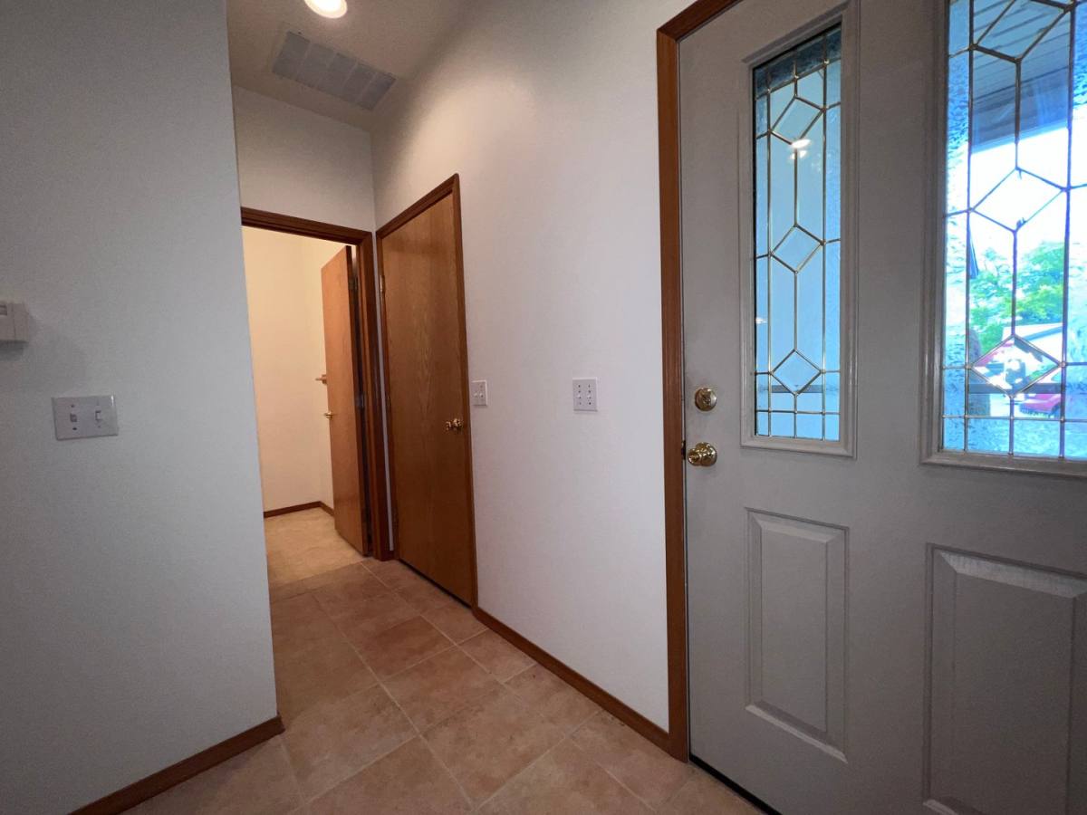 House for rent at 418 17th St SE, Auburn, WA 98002
