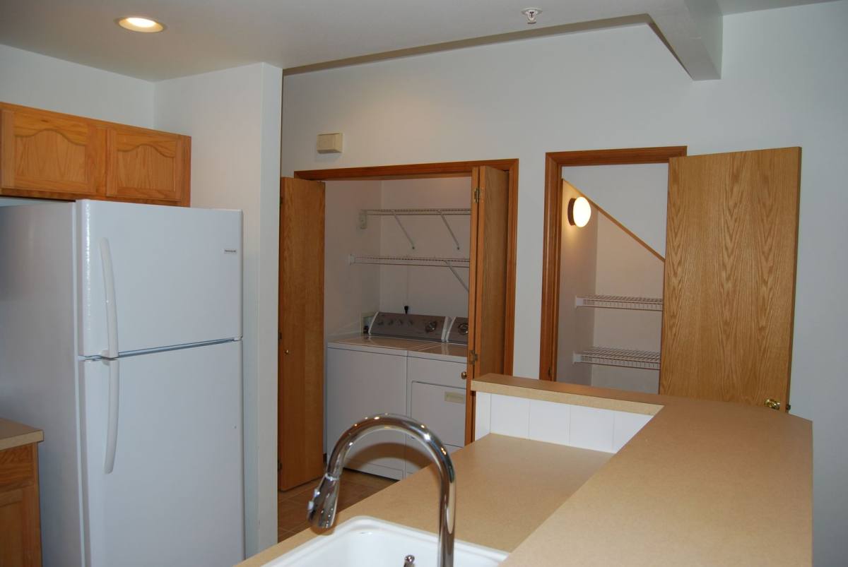 House for rent at 418 17th St SE, Auburn, WA 98002