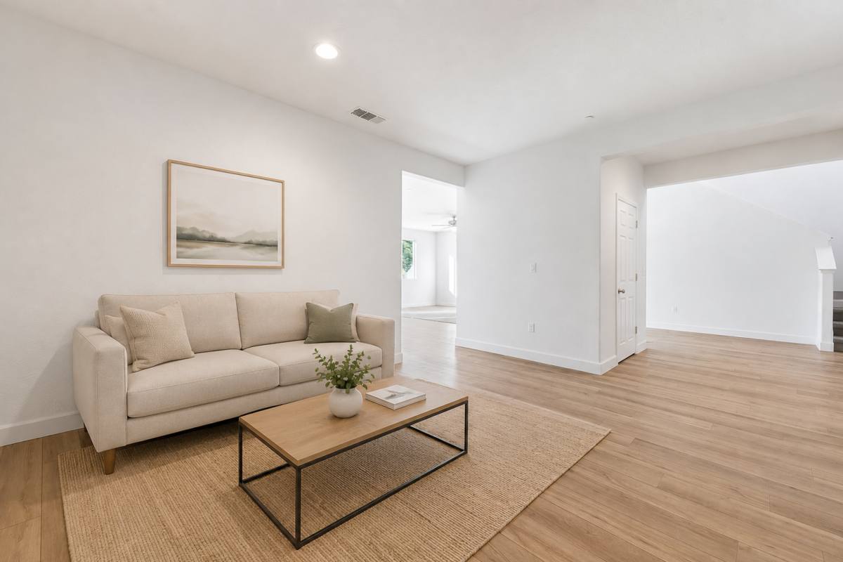 House for rent at 6913 E Harvard Ave, Fresno, CA 93727
