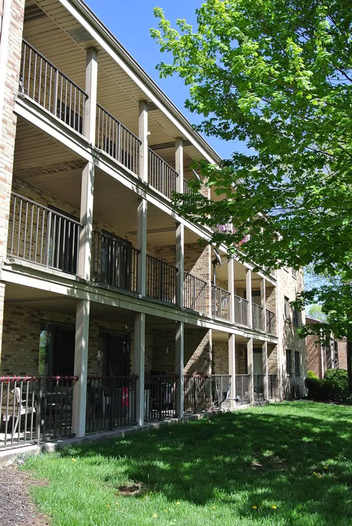 Apartment for rent at 1129 W Main St, Lansdale, PA 19446
